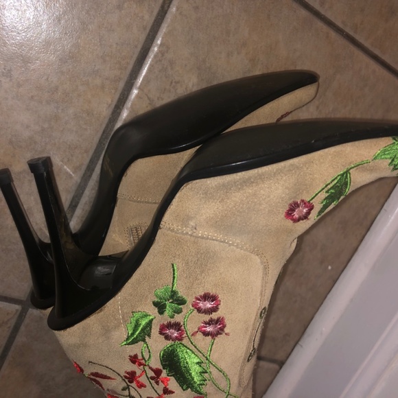 Long boots - Picture 3 of 3